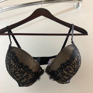 Victoria secret very sexy push up bra